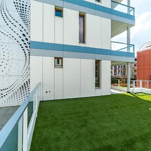 White Deluxe With Terrace By Oneapartments , Gdańsk Polska