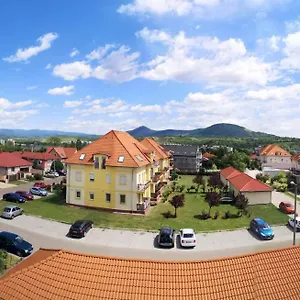 Apartament Orsika Hilltop, Eger